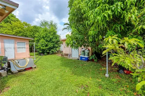 15825 SW 305th Terrace Homestead FL 33033