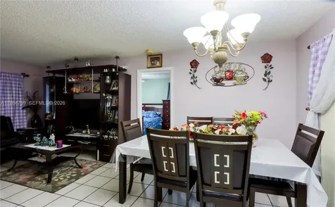 15825 SW 305th Terrace Homestead FL 33033