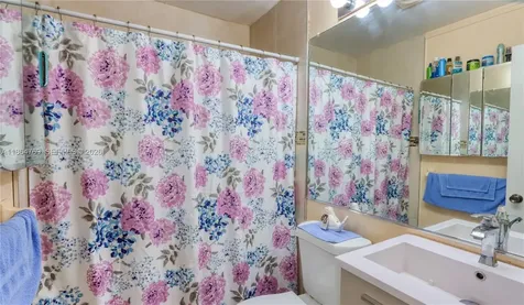 15825 SW 305th Terrace Homestead FL 33033