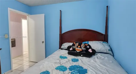 15825 SW 305th Terrace Homestead FL 33033