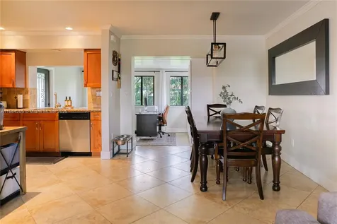 8811 NW 15th Street Pembroke Pines FL 33024