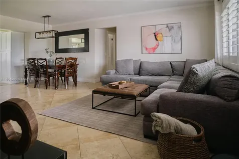 8811 NW 15th Street Pembroke Pines FL 33024