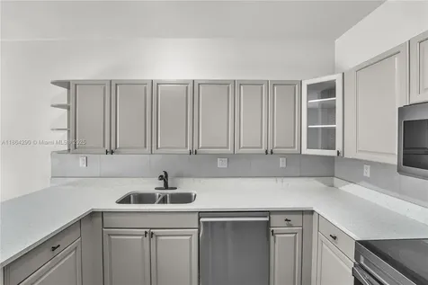 1125 Doveplum Street Hollywood FL 33019