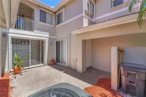 1125 Doveplum Street Hollywood FL 33019