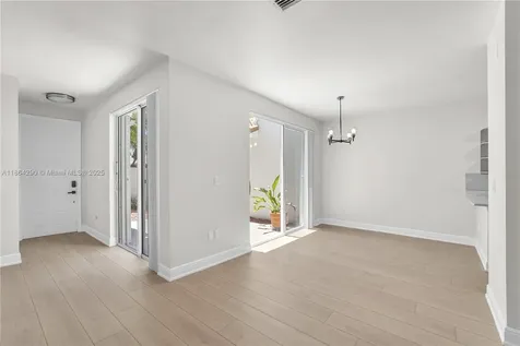 1125 Doveplum Street Hollywood FL 33019