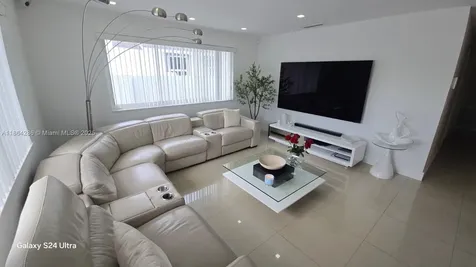 260 NW 57th Court Miami FL 33126