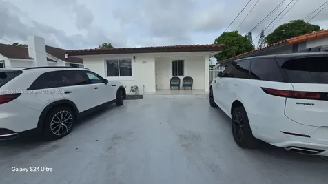 260 NW 57th Court Miami FL 33126