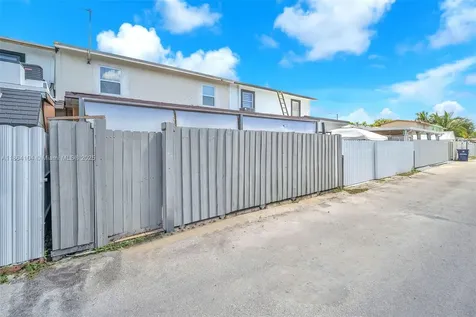 19328 NW 46th Avenue Miami Gardens FL 33055