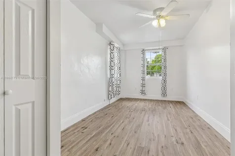 3771 SW 44th Avenue West Park FL 33023