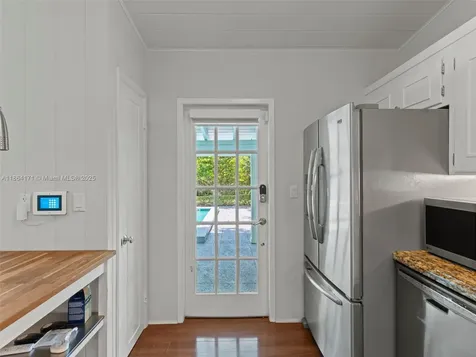 9310 SW 70th Avenue Pinecrest FL 33156
