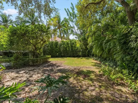 9310 SW 70th Avenue Pinecrest FL 33156