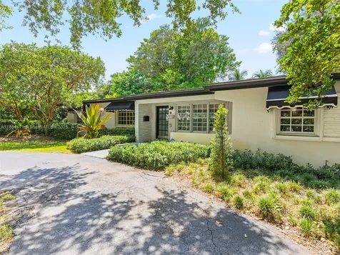 9310 SW 70th Avenue Pinecrest FL 33156
