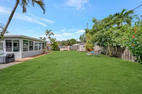 6361 Liberty Street Hollywood FL 33024