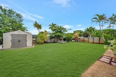 6361 Liberty Street Hollywood FL 33024