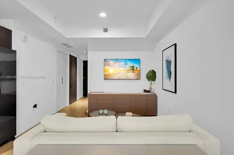 398 NE 5th Street Miami FL 33132