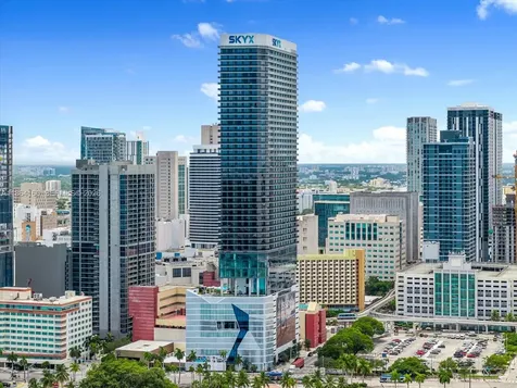 398 NE 5th Street Miami FL 33132