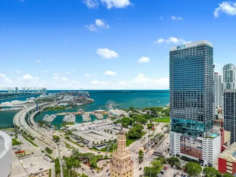 398 NE 5th Street Miami FL 33132