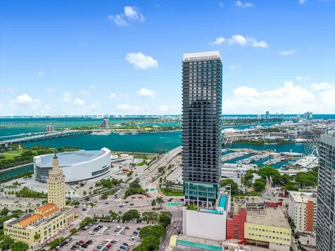398 NE 5th Street Miami FL 33132