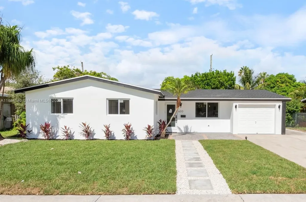 600 SW 64th Parkway Pembroke Pines FL 33023