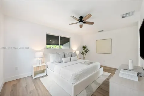 600 SW 64th Parkway Pembroke Pines FL 33023