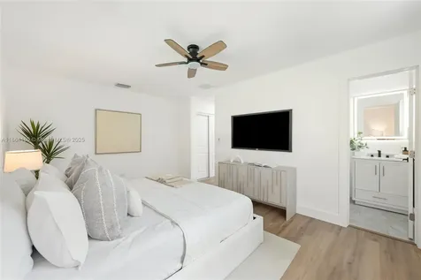 600 SW 64th Parkway Pembroke Pines FL 33023