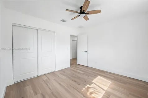 600 SW 64th Parkway Pembroke Pines FL 33023