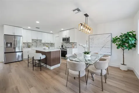 600 SW 64th Parkway Pembroke Pines FL 33023