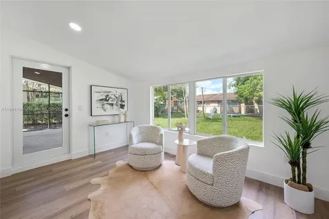 600 SW 64th Parkway Pembroke Pines FL 33023