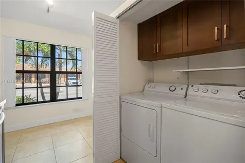 2311 Elm Court Pembroke Pines FL 33026