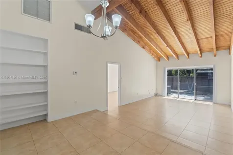 2311 Elm Court Pembroke Pines FL 33026