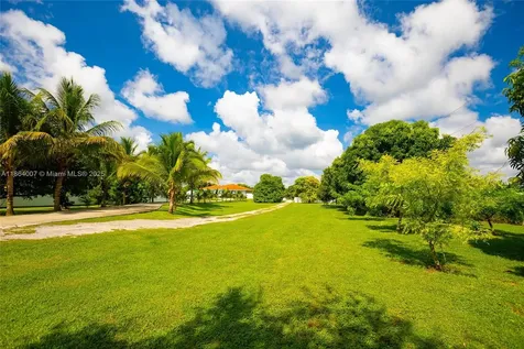 36520 SW 214th Avenue Homestead FL 33034
