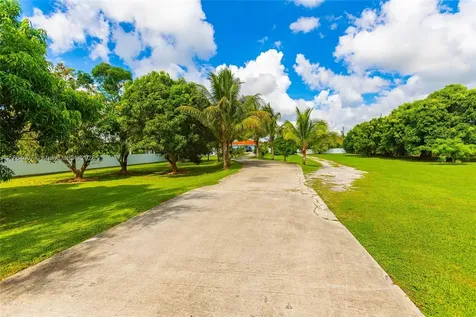 36520 SW 214th Avenue Homestead FL 33034