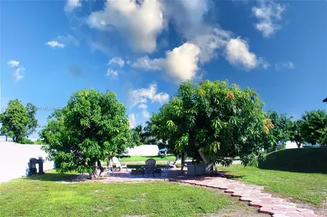 36520 SW 214th Avenue Homestead FL 33034