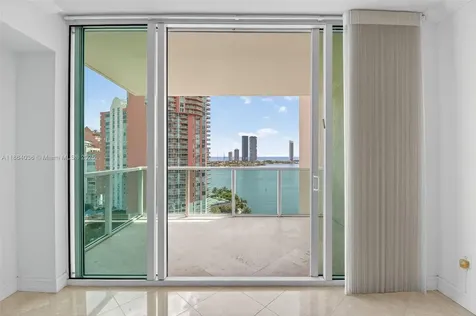 3330 NE 190th Street Aventura FL 33180