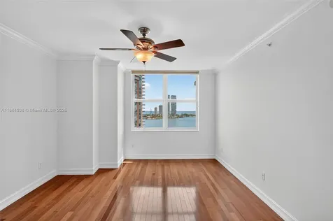 3330 NE 190th Street Aventura FL 33180