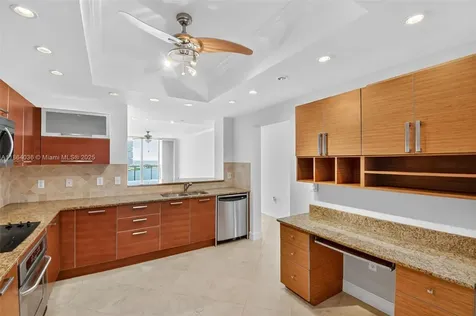 3330 NE 190th Street Aventura FL 33180