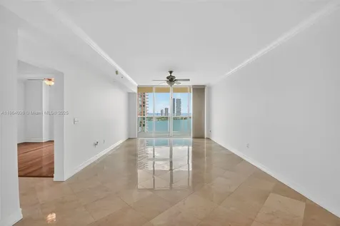 3330 NE 190th Street Aventura FL 33180
