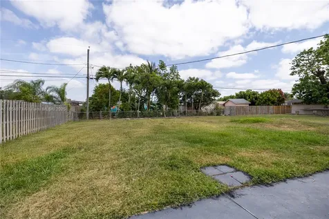 1625 NW 9th Court Homestead FL 33030
