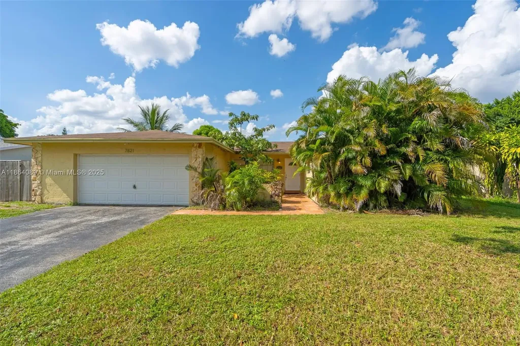 7821 NW 45th Street Lauderhill FL 33351