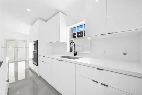5348 SW 142nd Place Miami FL 33175