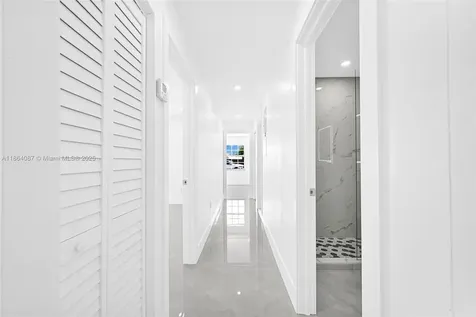 5348 SW 142nd Place Miami FL 33175