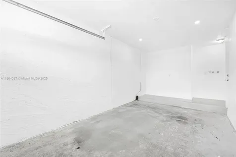 5348 SW 142nd Place Miami FL 33175