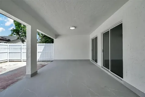 5348 SW 142nd Place Miami FL 33175
