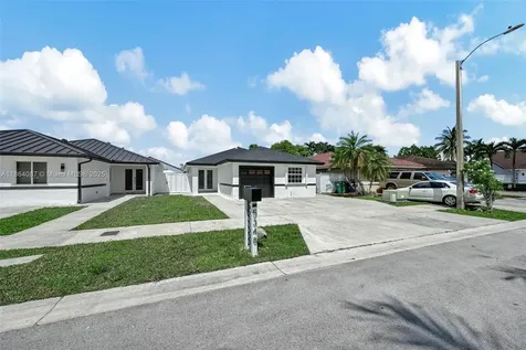 5348 SW 142nd Place Miami FL 33175