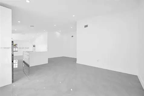 5348 SW 142nd Place Miami FL 33175