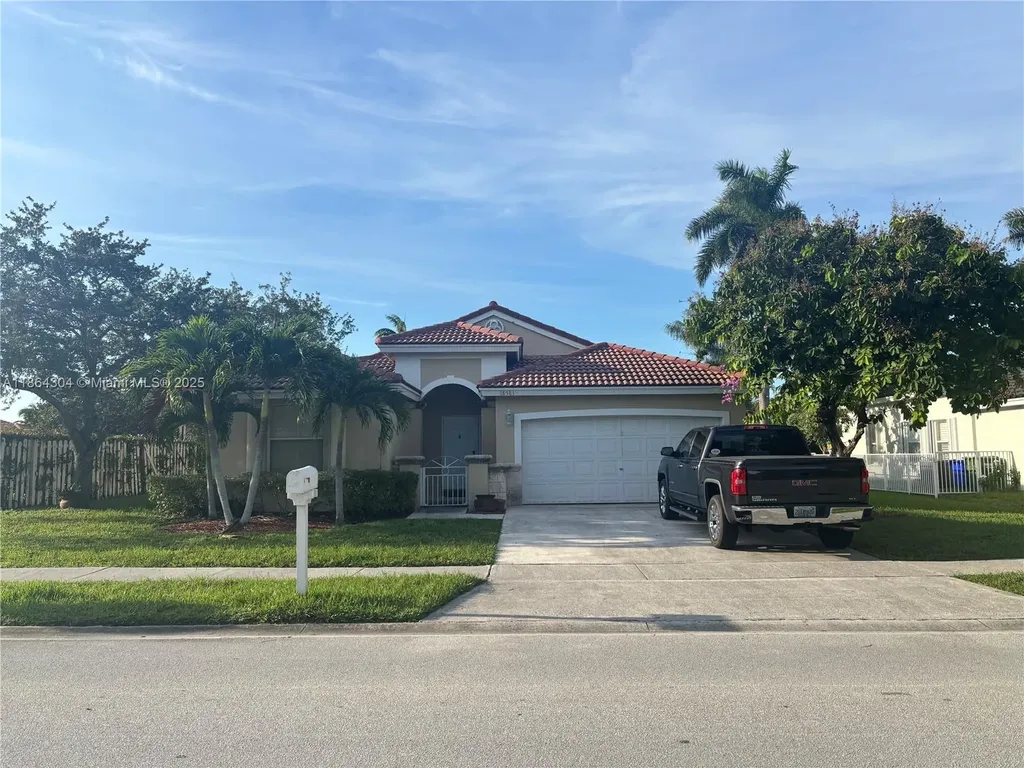 18581 NW 23rd Street Pembroke Pines FL 33029