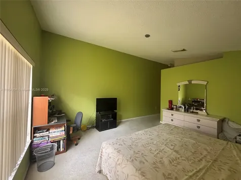 18581 NW 23rd Street Pembroke Pines FL 33029
