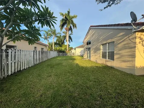 18581 NW 23rd Street Pembroke Pines FL 33029