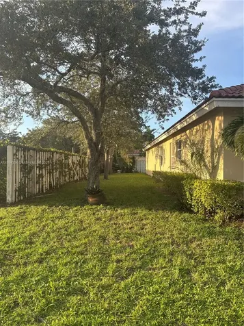 18581 NW 23rd Street Pembroke Pines FL 33029