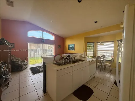 18581 NW 23rd Street Pembroke Pines FL 33029